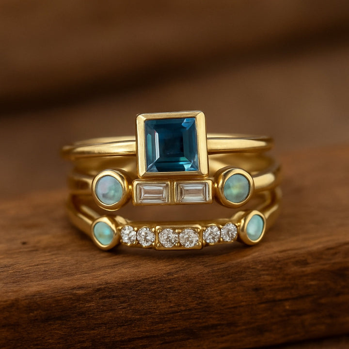 Vintage Blue Crystal Ring Set
